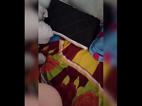 ❤️ Moja sostanovalka ostane sama doma, ker gre njen mož na počitnice, jaz pa izkoristim priložnost, da jo pofukam in ji napolnim rit z mlekom ❤❌ Krasni porniči pri nas ❤